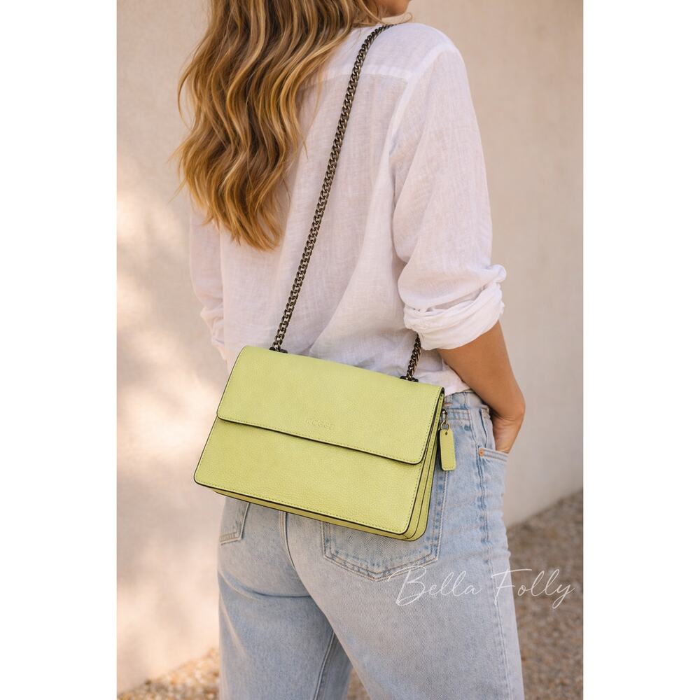 Authentic Coach Turner Leather Flap Crossbody Bag Purse Pale Lime Green C9971